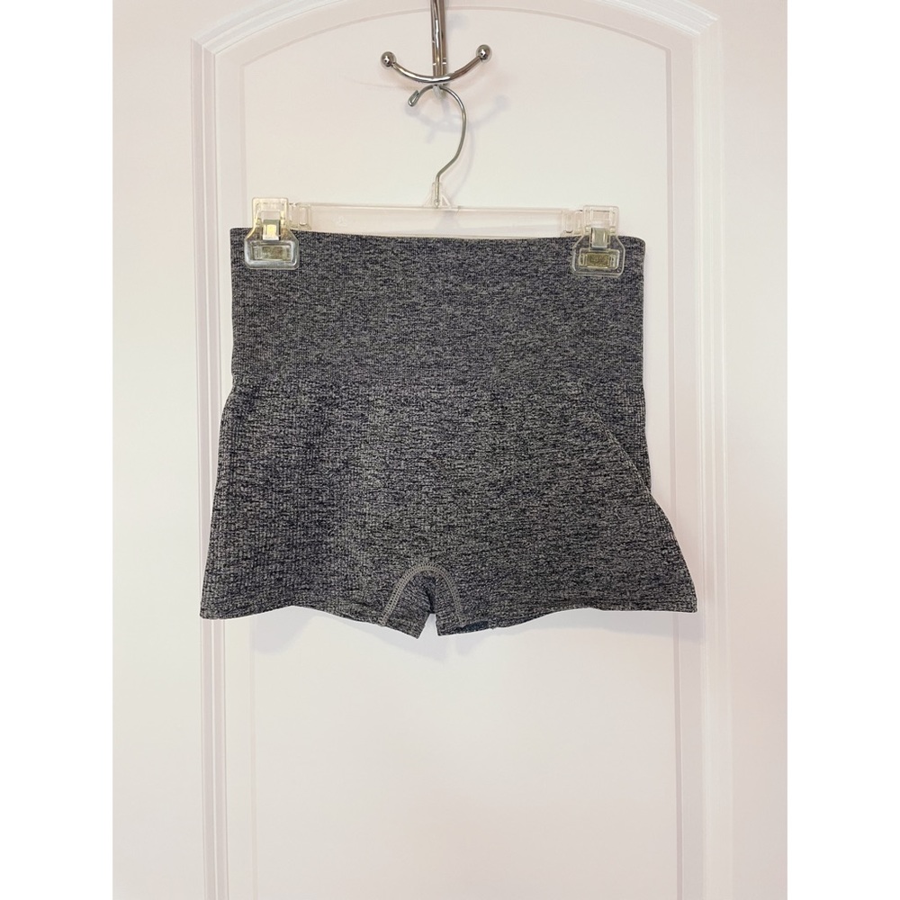 Colsie‎ - Body Hugging Mini Shorts